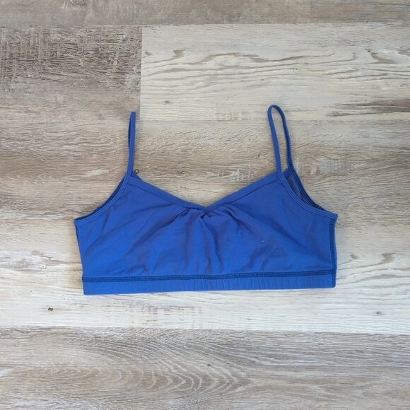 Lululemon V Back Sports Bra - Picture 2 of 6